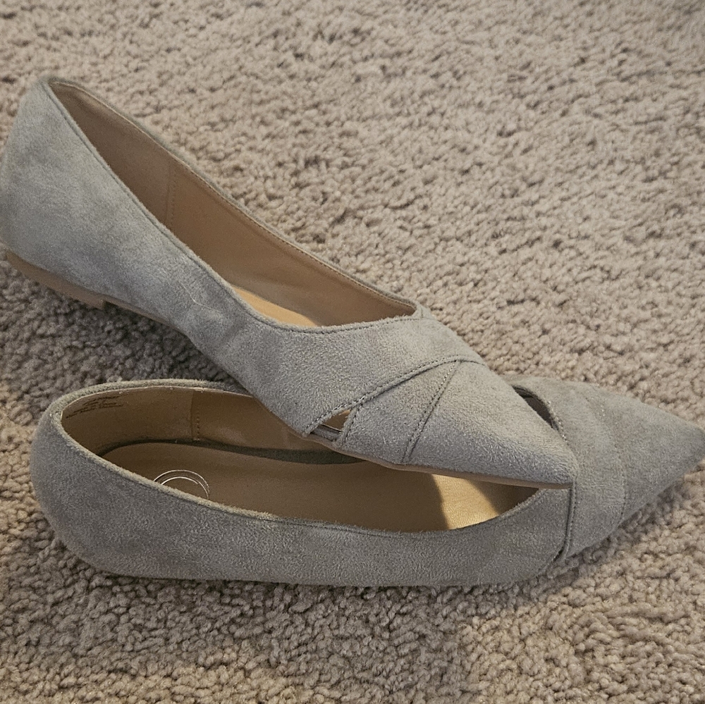 Elegant Gray Women's Flats